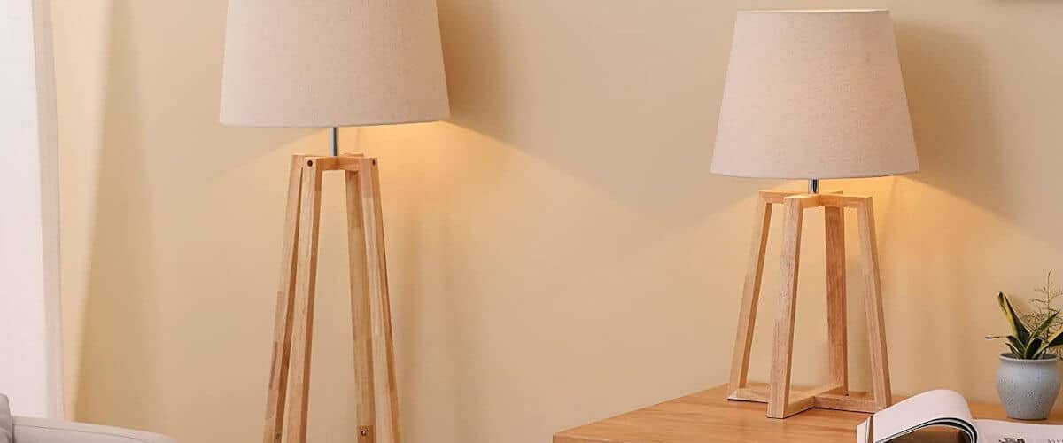 Design Einrichtungs-Idee: Eine Wohnzimmer-Lampe aus Holz